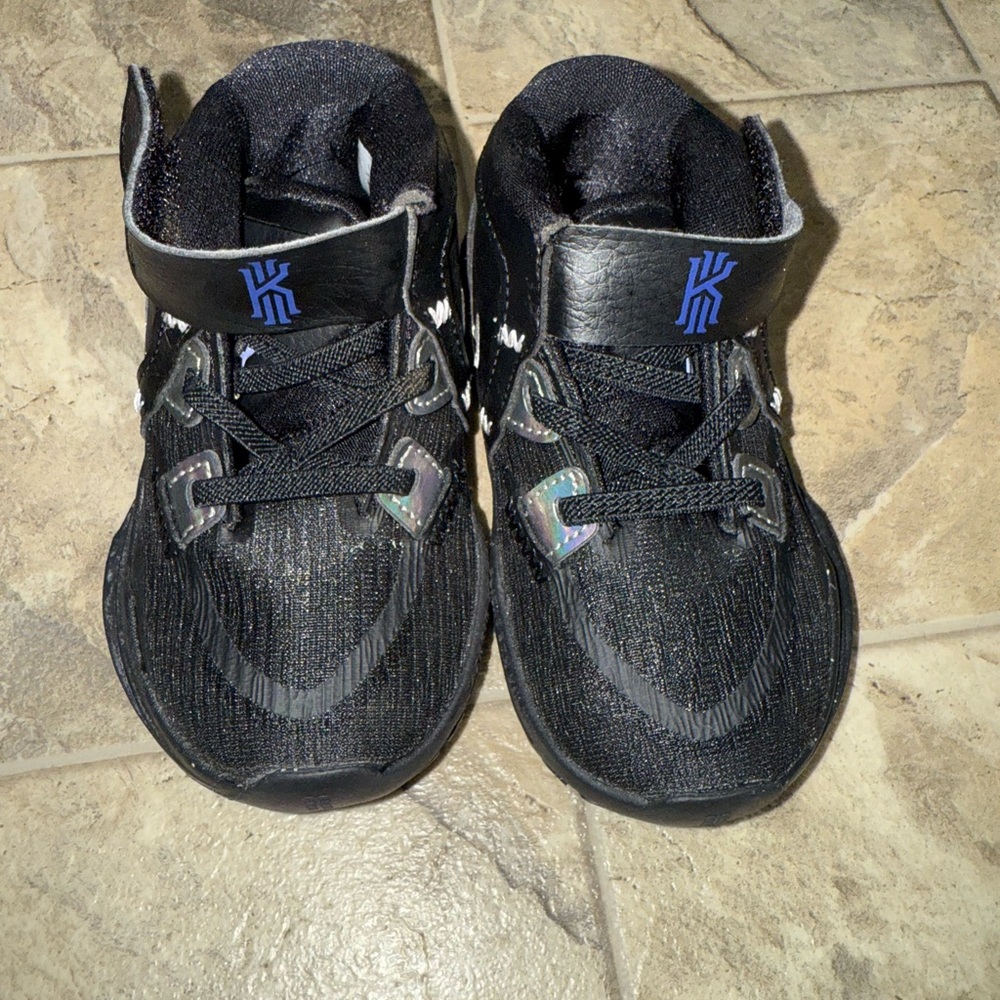 Nike x Kyrie Shoes